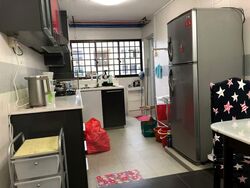 Blk 235 Serangoon Avenue 3 (Serangoon), HDB 4 Rooms #586223971